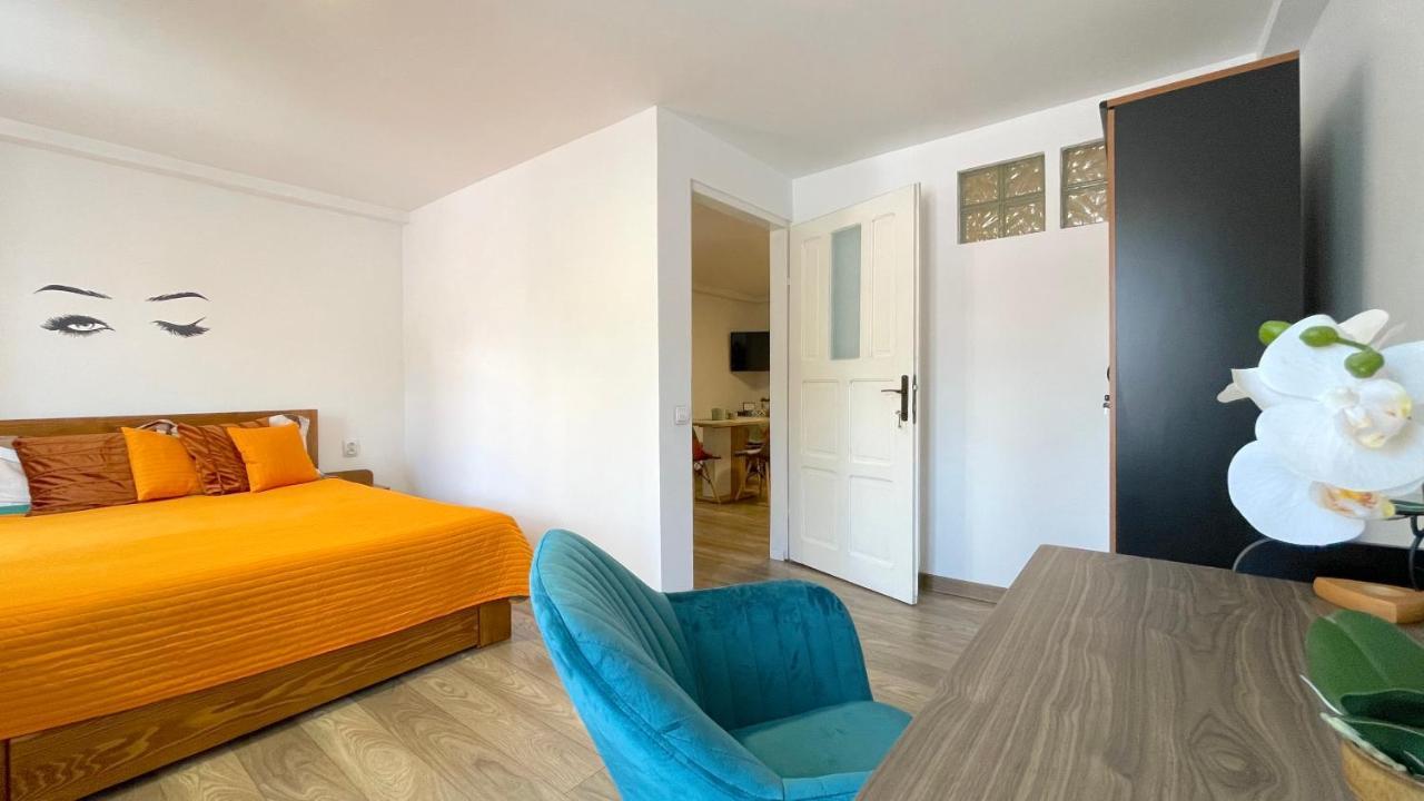 Well Prettyplaces Apartment 001 Brasov Luaran gambar